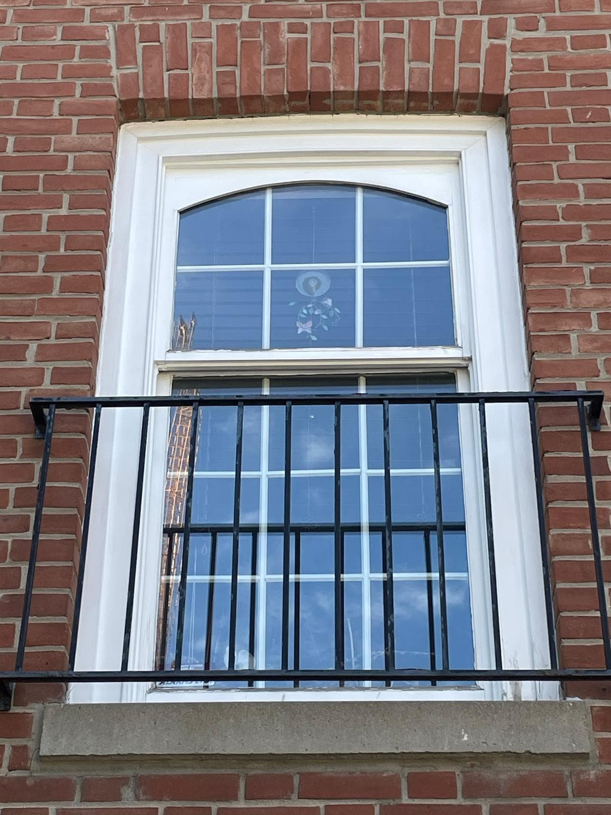 Custom glass window installation example from the Glass Repair Canada portfolio
