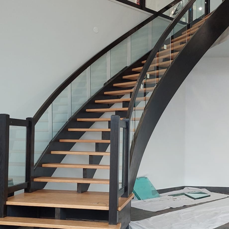 Frameless glass railing system