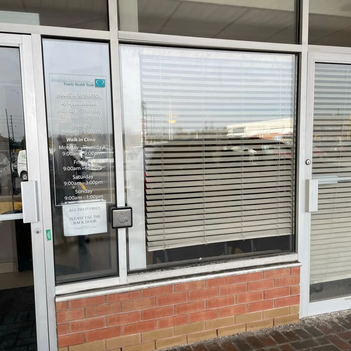 Commercial windows requiring glass, seal and frame repair in Toronto