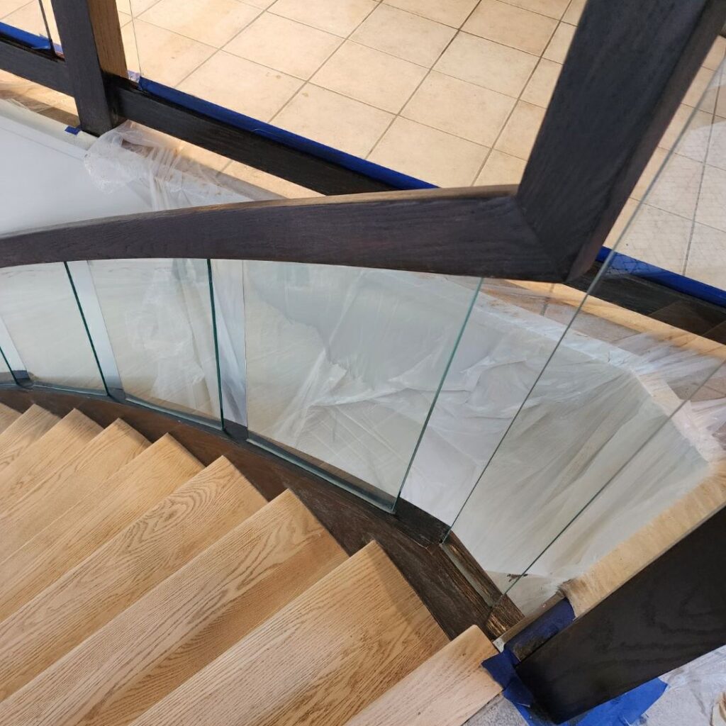 custom cut glass stair railings